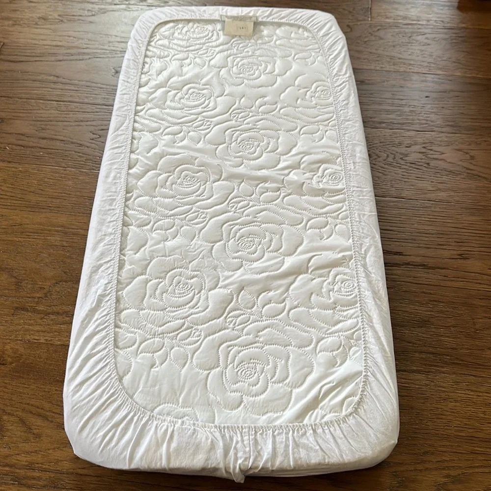 Mattress Cover - Bassinet